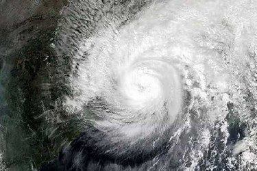 এ মাসের শেষে ঘূর্ণিঝড়, বাড়তে পারে বৃষ্টি