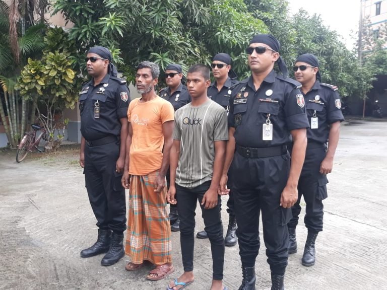 মুলাদীতে চাঞ্চল্যকর হত্যা মামলার প্রধান দুই আসামী গ্রেফতার