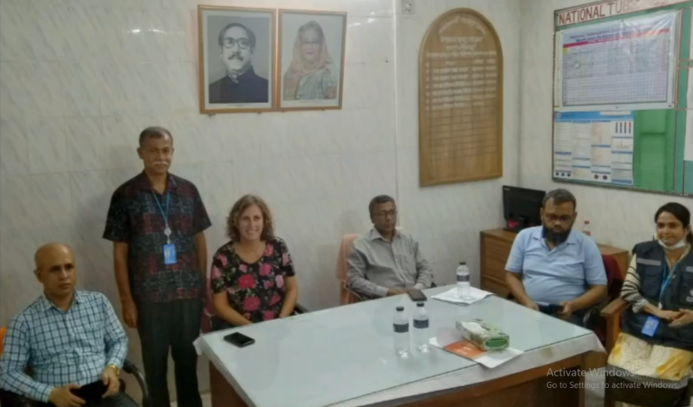 ডেঙ্গুর ভয়াবহতা দেখতে পিরোজপুরে বিশ্ব স্বাস্থ্য সংস্থার প্রতিনিধি দল