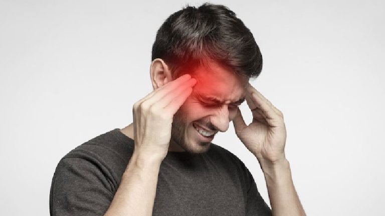 মস্তিষ্কে টিউমার হয়েছে কিনা বুঝবেন যে লক্ষণ দেখে