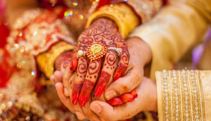 চীনে ২৫ বছর বয়সে বিয়ে করলে নগদ অর্থ