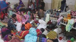 পিরোজপুরের কাউখালী হাসপাতালে এক বেডে একাধিক রোগী