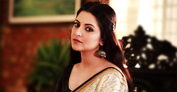 সুস্থ হয়ে শুটিংয়ে পরীমণি