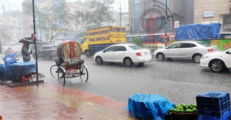 ভারী বর্ষণের আভাস দিলো আবহাওয়া অধিদপ্তর