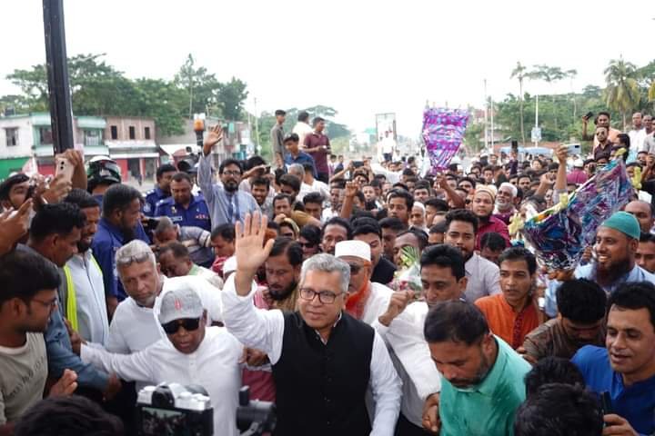 পটুয়াখালী-১ আসনে নৌকার মাঝি হিসেবে আফজাল হোসেনকে পেয়ে খুশি সাধারণ জনগন
