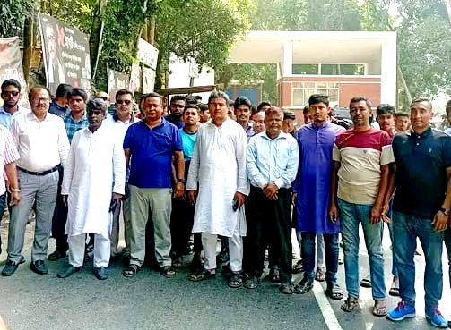 বিএনপি-জামায়াতের ডাকা অবরোধের বিরুদ্ধে বাবুগঞ্জে আ’লীগের মহড়া