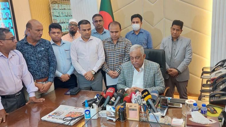 আমরাও সংলাপে বিশ্বাস করি, শর্তহীনভাবে এলে স্বাগত জানাব-স্বরাষ্ট্রমন্ত্রী