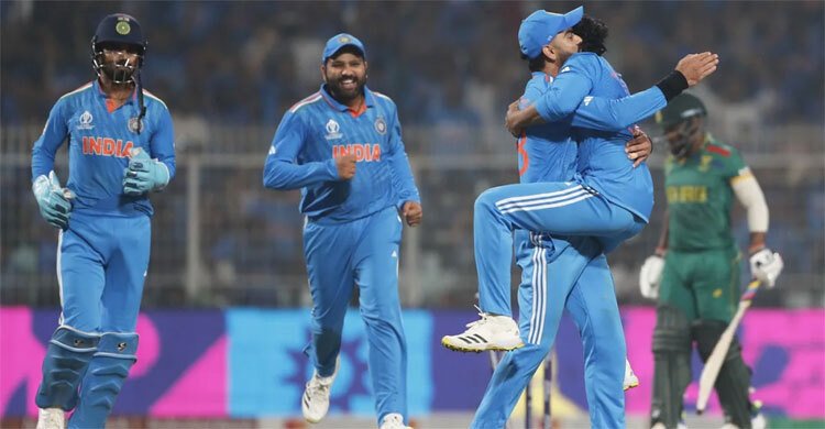 কোহলির স্বপ্নের রেকর্ড, শামির ৭ উইকেট, ফাইনালে ভারত