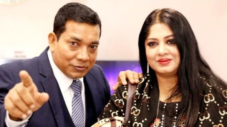 যুক্তরাষ্ট্রে মৌসুমীর ‘কন্ট্রাক্ট বিয়ে’!