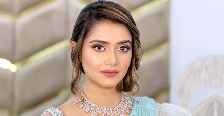 অভিনেত্রী তানজিন তিশার আত্মহত্যার চেষ্টা!