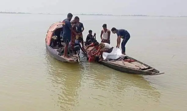 সন্ধ্যায় নৌকা ডুবিতে নিখোঁজ একজনের লাশ উদ্ধার