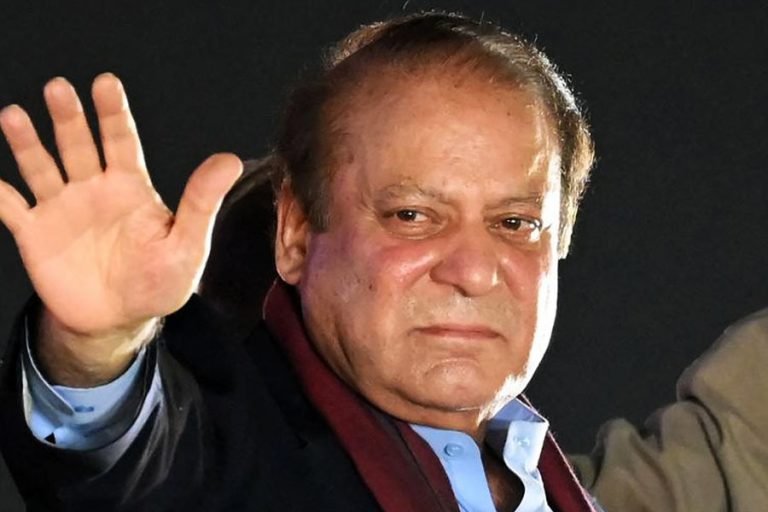 প্রধানমন্ত্রীর লড়াইয়ে  প্রার্থী নওয়াজ়