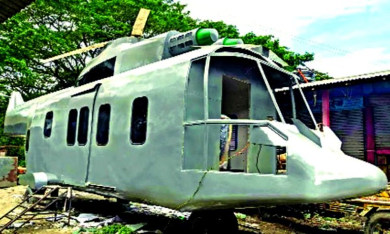 পটুয়াখালীর ৩ বন্ধু বানালেন হেলিকপ্টার