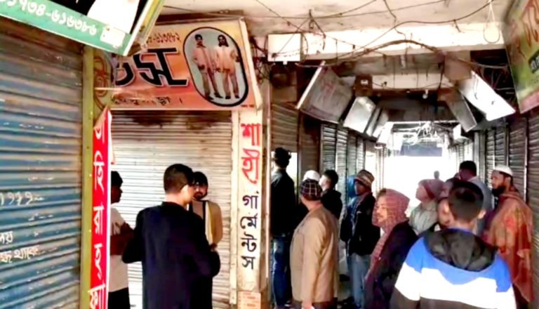 পটুয়াখালীর কলাপাড়ায় ৯টি দোকানে দুর্ধর্ষ চুরি