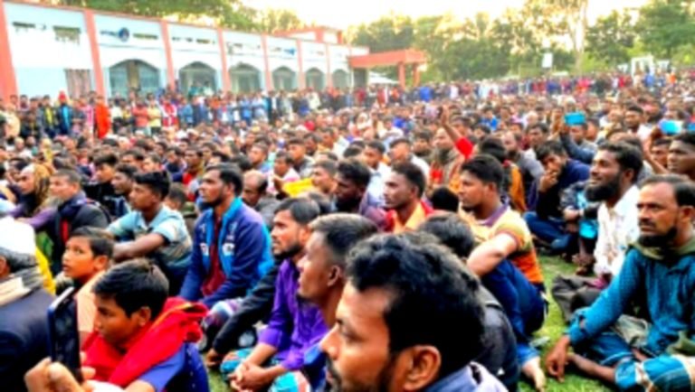 প্রচার-প্রচারণায় জমে উঠেছে পটুয়াখালী-৪ আসনের নির্বাচনী মাঠ