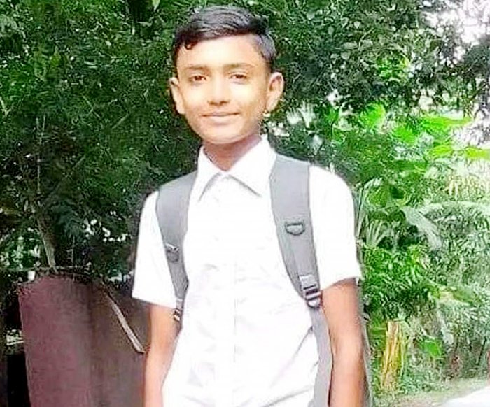 বরিশালে মোটরসাইকেল দুর্ঘটনায় স্কুল ছাত্রসহ নিহত ২