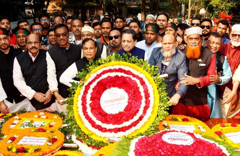 বরিশালে যথাযোগ্য মর্যদায় বিভিন্ন কর্মসূচিতে মহান বিজয় দিবস পালন