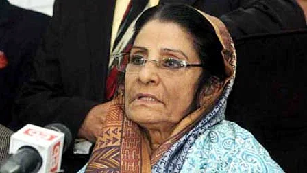 জাতীয় পার্টির সঙ্গে নির্বাচনী জোট না করতে প্রধানমন্ত্রীকে অনুরোধ করেন রওশন এরশাদ