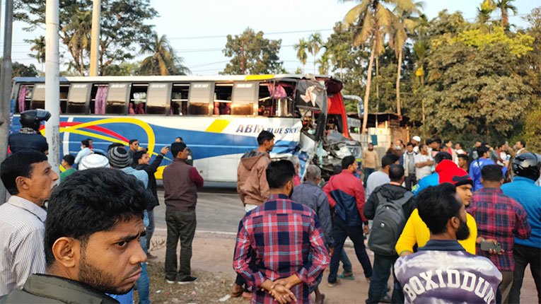 ঢাকা-বরিশাল মহাসড়কে ১৬ ঘন্টার ব্যবধানে সাবেক সেনা সদস্য ও এক প্রবাশী নিহত