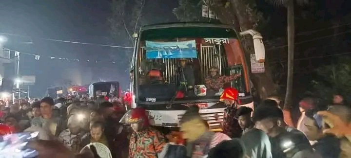 বরিশালের সড়ক দুর্ঘটনা নিহত ২, চালাকসহ আটক ২