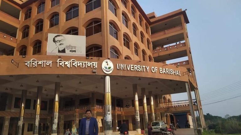প্রেমের কারণে আত্মহত্যার পথ বেঁছে নিয়েছে ববির ছাত্রী বৃষ্টি: পুলিশ