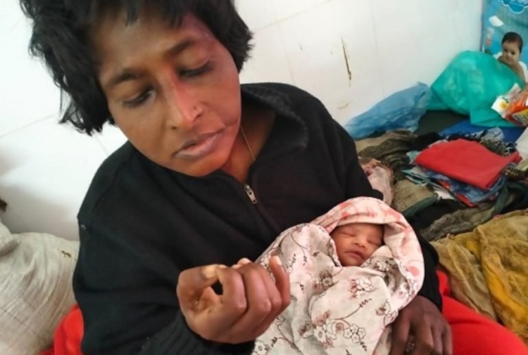 বরিশালে পাগলিটা মা হয়েছে, বাবা হয়নি কেউ