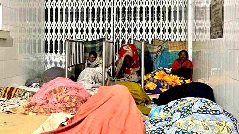 পাতলা একখান কম্বল দিয়া শীত আটকান যায় না