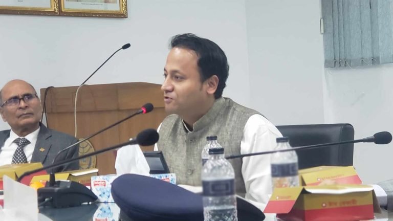 সরকারি কলেজ তদারকি করবে জেলার পাবলিক বিশ্ববিদ্যালয় : মতবিনিময়ে শিক্ষামন্ত্রী