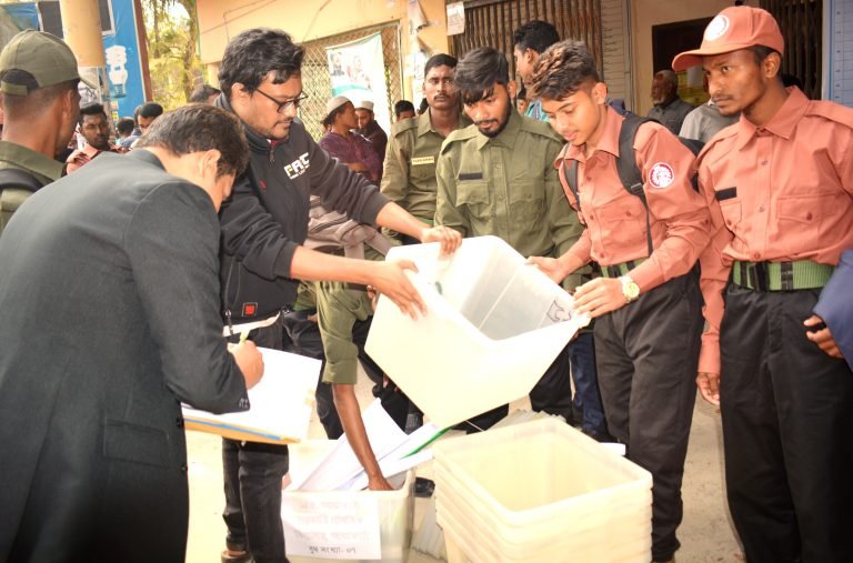 বরিশালে ২০৮ কেন্দ্র ঝুঁকিপূর্ণ