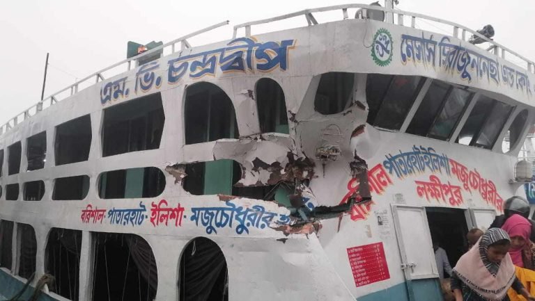 বরিশালের লঞ্চ দূর্ঘটনায় আহত অর্ধশতাধিক