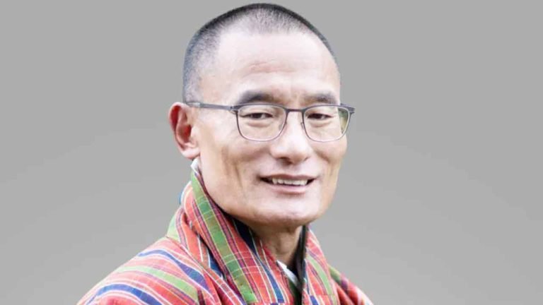 নির্বাচন শেষ, ভুটানের নতুন প্রধানমন্ত্রী শেরিং তোবগে