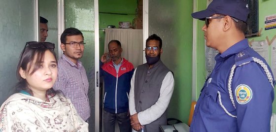 বরিশালে অবৈধ ডায়াগনস্টিক সেন্টারে ভ্রাম্যমান আদালতের অভিযান
