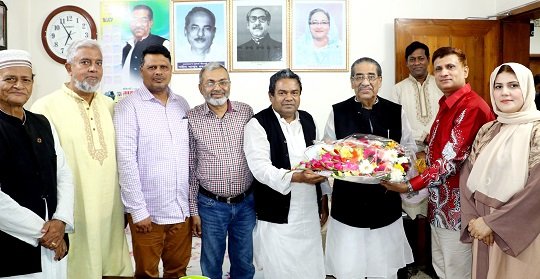 পুলিশ কারণে পরিবারের সদস্যদের প্রাণ বেঁচেছিল : আবুল হাসানাত আব্দুল্লাহ