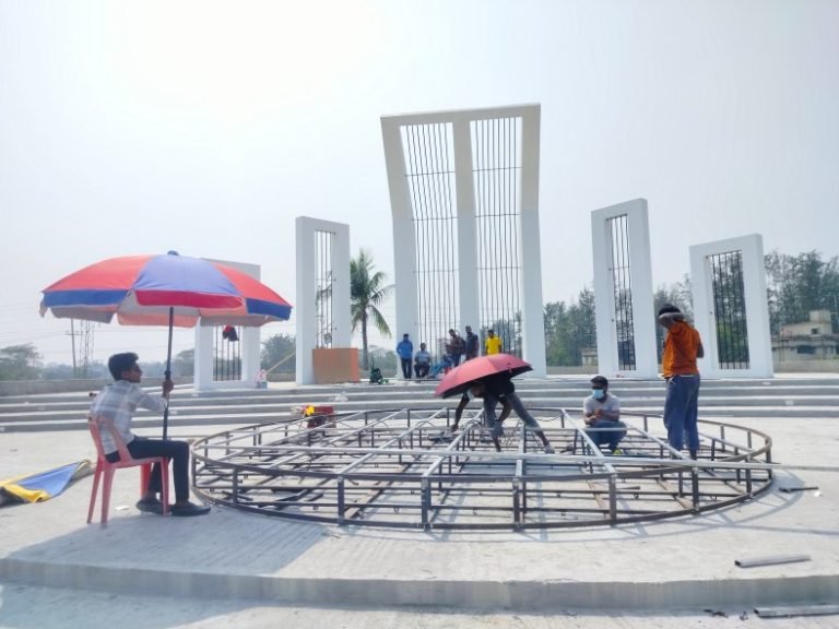 দেশের দ্বিতীয় বৃহত্তম শহিদ মিনার পটুয়াখালীতে
