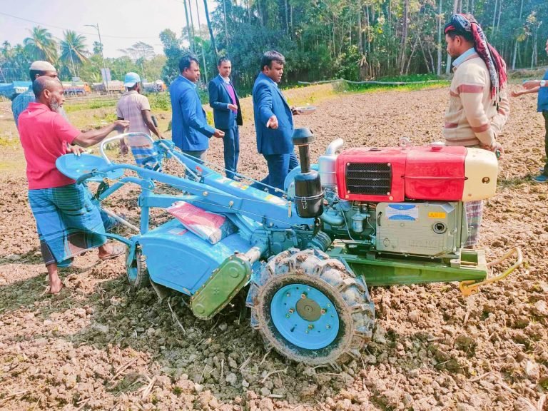 কাউখালীতে উপজেলা প্রশাসনের কৃষির সম্প্রসারণ উদ্যোগ