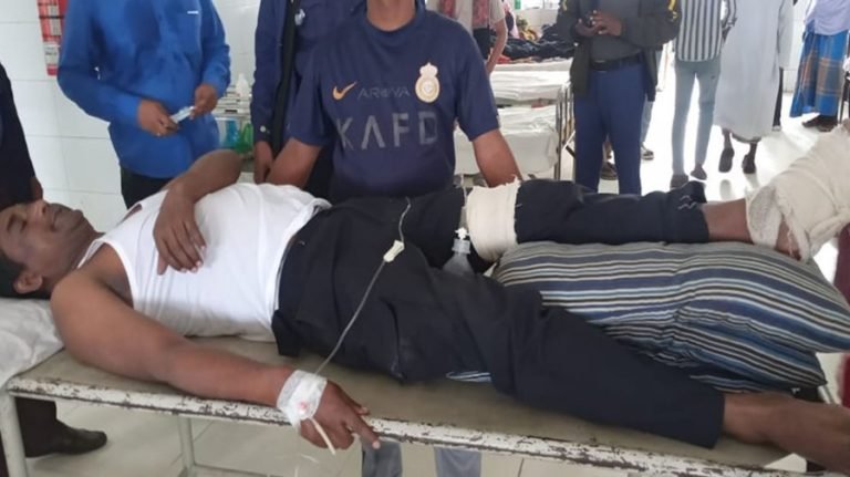 অভিযানে গিয়ে নিজ শর্টগানের গুলিতে আহত পুলিশ কনস্টেবল
