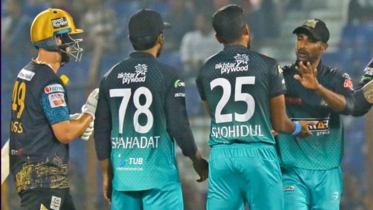 টিভিতে যেসব খেলা দেখবেন আজ 