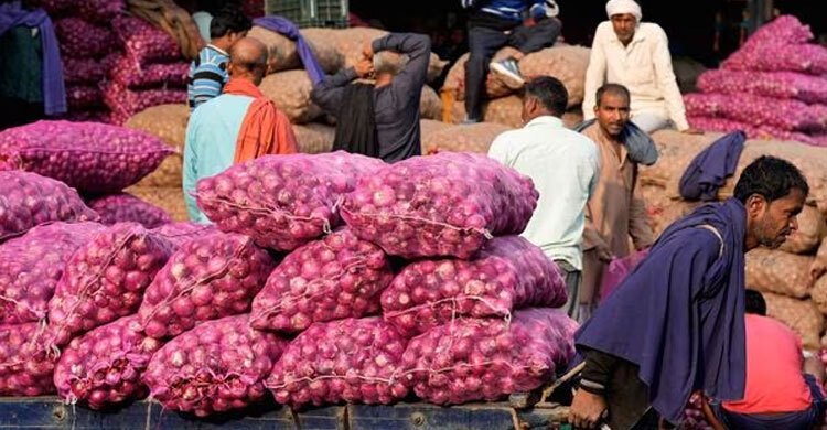বাংলাদেশে পেঁয়াজ রপ্তানির অনুমতি দিলো ভারত