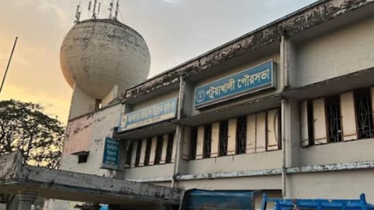 পটুয়াখালী পৌর কর্তৃপক্ষের   ১০ কোটি টাকা বিদ্যুৎ বিল বকেয়া