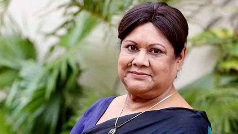 গুরুতর অসুস্থ হয়ে হাসপাতালে সুজাতা