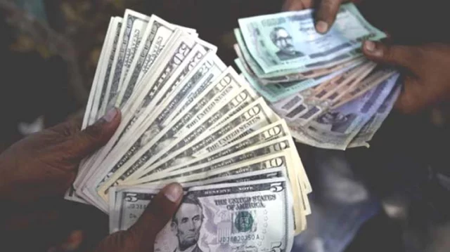 ডলারের ওপর চাপ কিছুটা কমে আসছে