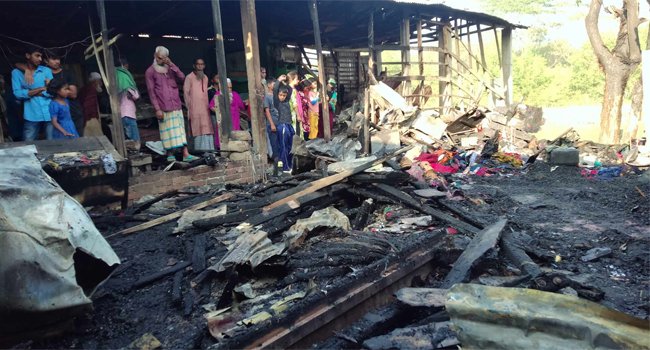 মির্জাগঞ্জে অগ্নিকাণ্ডে স্ব-মিলসহ ৩ বসতঘর ভস্মীভূত