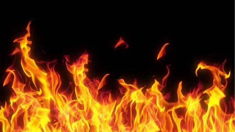 বরিশাল এবায়দুল্লাহ জামে মসজিদে আগুন, নিয়ন্ত্রণে ৩ ইউনিট