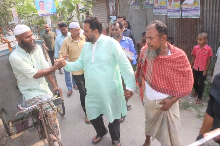 আমার কাছে ধনী-গরীবের কোন ভেদাভেদ নেই : এসএম জাকির হোসেন