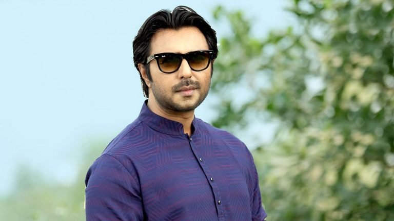 অভিনেতা অপূর্ব’র বিরুদ্ধে অর্থ আত্মসাতের অভিযোগ