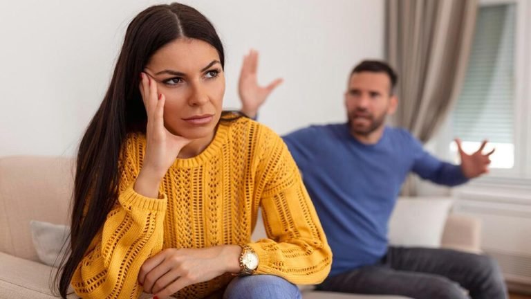 ঝগড়ার সময় শান্ত থাকতে ৫ উপায়