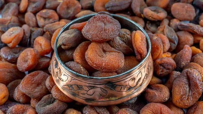 ভিটামিন ডি’র ঘাটতি মেটাবে এই ৫ ফল