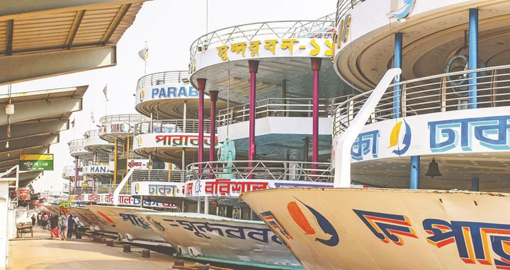 লঞ্চে যাত্রী চাপ কম : শেষ মুহূর্তে ভিড় বাড়ার আশা