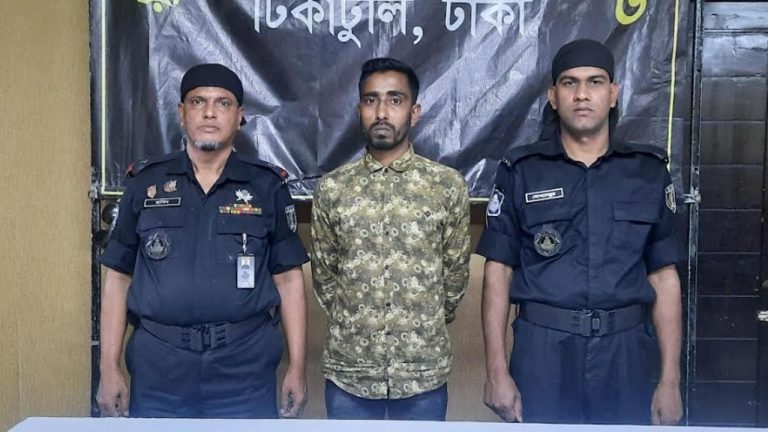 ডাকাতিসহ ১২ মামলার পরোয়ানাভুক্ত আসামি গ্রেপ্তার