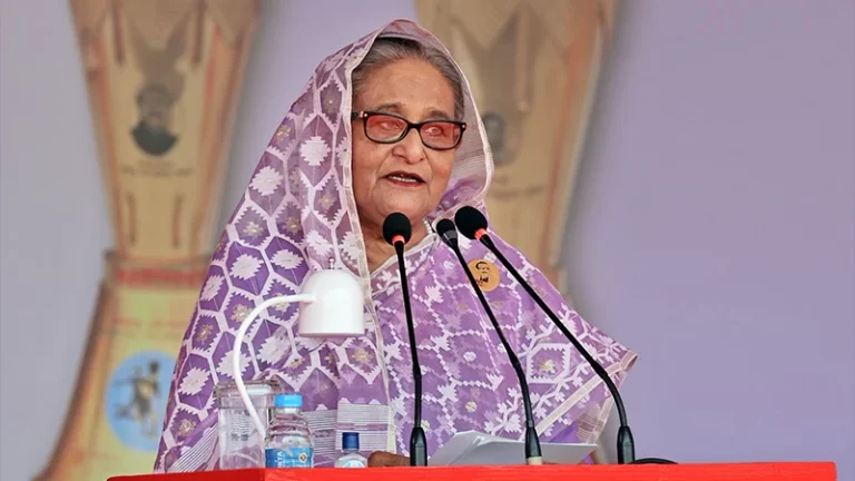 দেশীয় খেলাকে সমান সুযোগ দিতে হবে: প্রধানমন্ত্রী